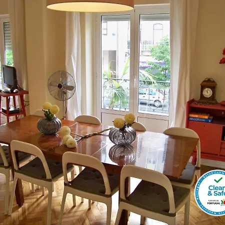 Apartment Almirante 1 Four Bedrooms Lisbon