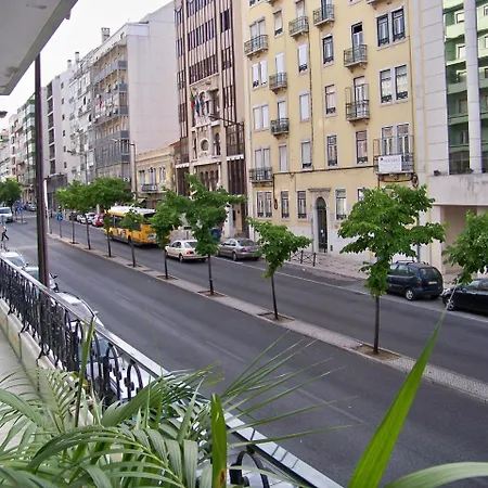 Almirante 1 Four Bedrooms Lisbon