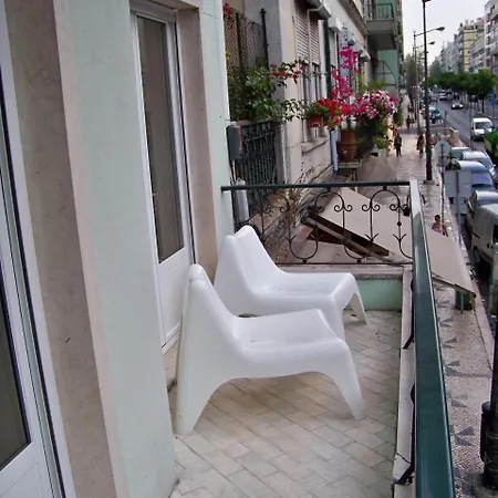 Apartment Almirante 1 Four Bedrooms Lisbon